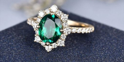 emerald ring